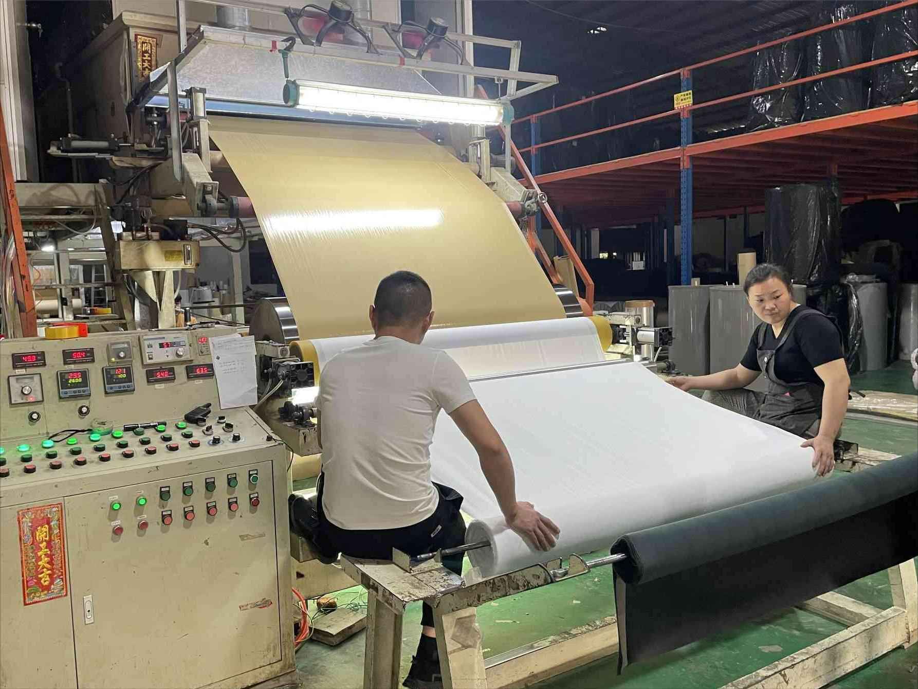 Natural rubber with Self Adhesive(1)