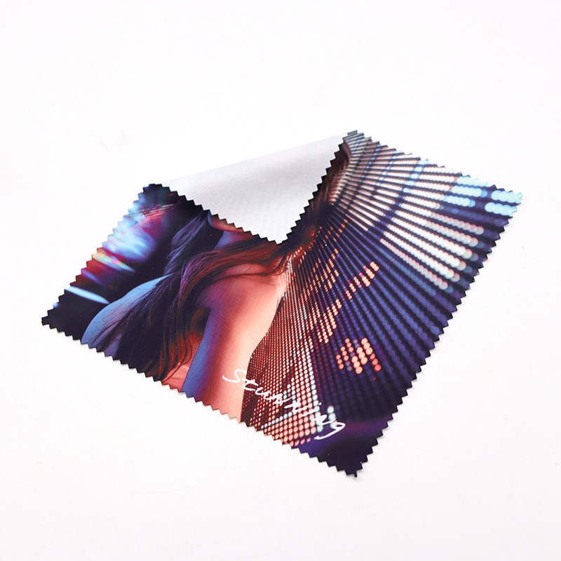 glasses cleaning cloth