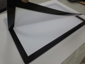 Lift Top Magnet Counter Mat Image